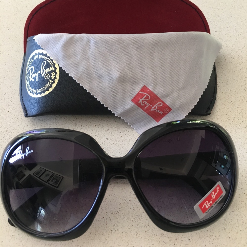 NWT Ray-Ban Jackie OHH Black Sunglasses☀️🕶😎🖤